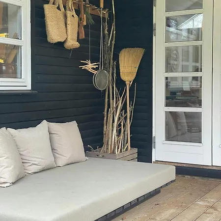 Stylish Summer House On A Beautiful Natural Plot Feriehus